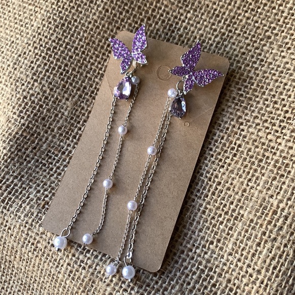 Jewelry - Rhinestone Pearl Butterfly Dangle Earrings